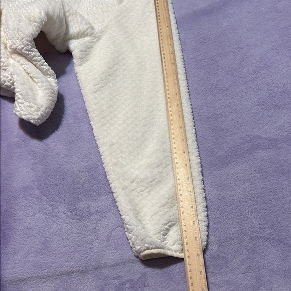 Cozy White Zip-Up Jacket - Picture 7 of 11